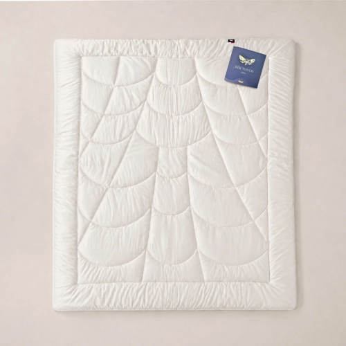 Kołdra 180x200 AMZ Silk Touch Light